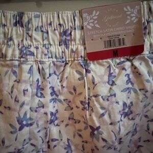 Strech satin chino shorts with elastics